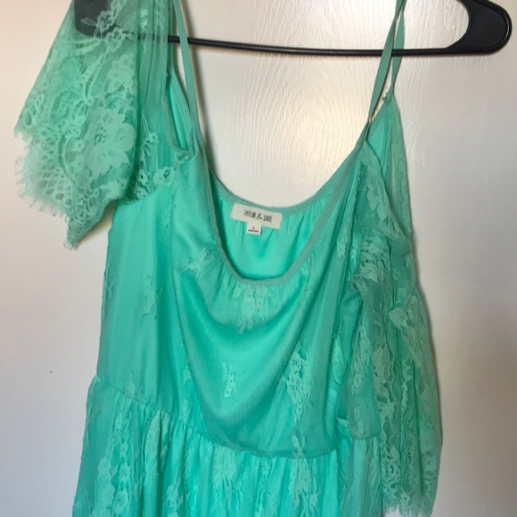 Cute summer 👗 - Picture 3 of 4